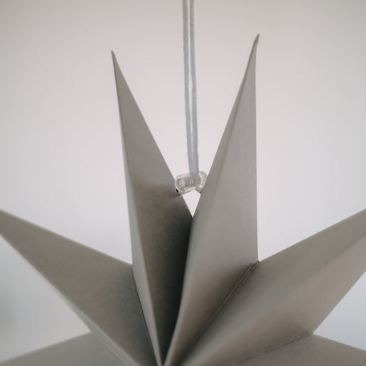 Ensemble de 3 étoiles en papier gris