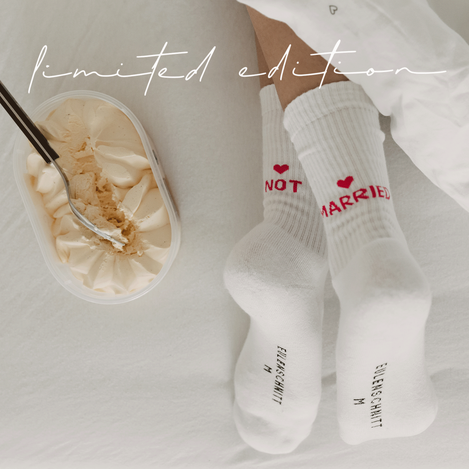 Limitierte Socken Not married