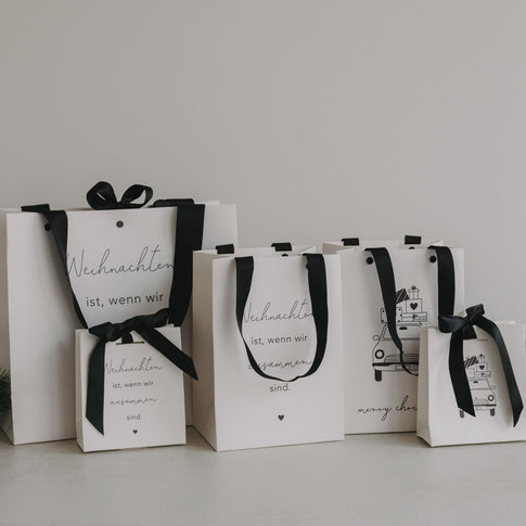 Geschenktüten Weihnachten Set in verschiedenen Größen mit schwarzem Band