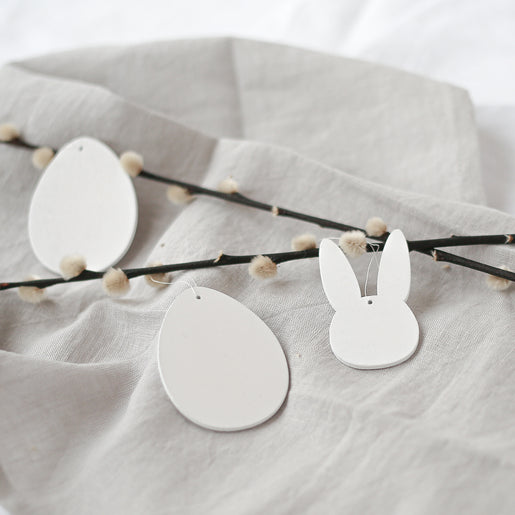 Pendentif en bois blanc d'oeufs en lot de 8