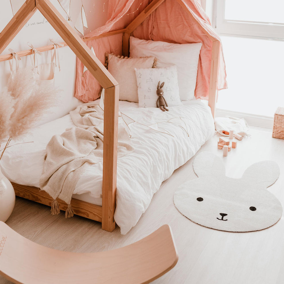 Waschbarer Kinderteppich Hase